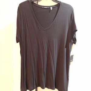 Tahari Black v neck short sleeve tee shirt top